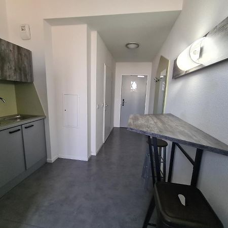 帕艾维坡斯特Logesty Residis Orly Aeoroport公寓式酒店 外观 照片